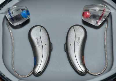 Appareils auditifs (infographie) Vous et vos audioprothèses