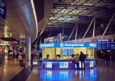 Vols annulés (vidéo) Des remboursements toujours compliqués